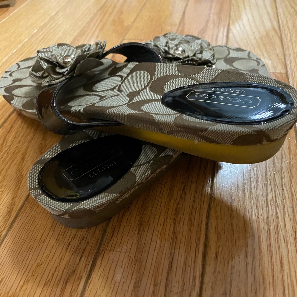 Coach flip flops - Picture 6 of 9